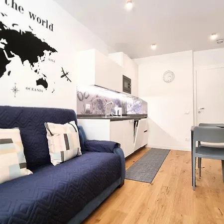 The Blue Corner * Trieste